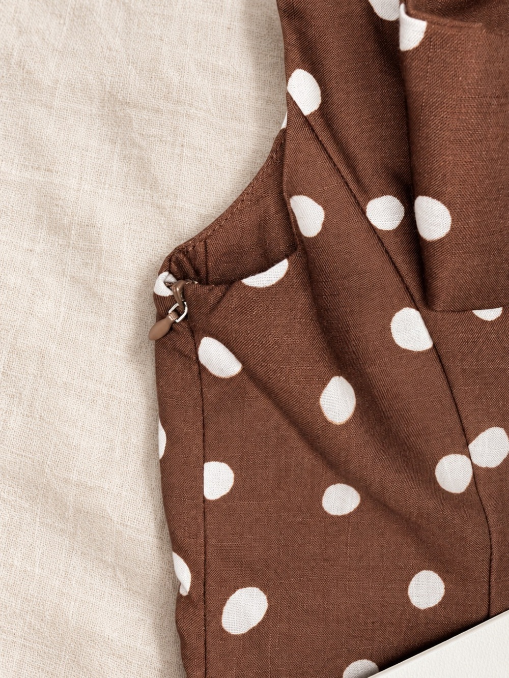 MINKPINK Brown Polka Dot Sleeveless Midi Dress Tie Back - Picture 4 of 4